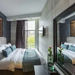 No. 377 House 3* Amsterdam
