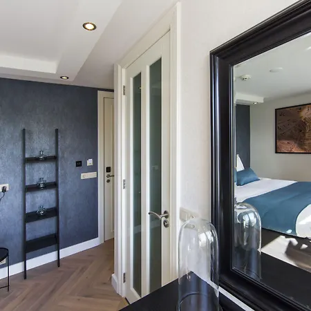 No. 377 House Отель Амстердам