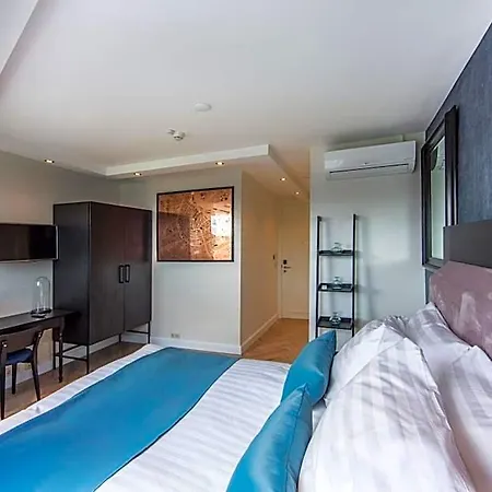 No. 377 House Hotel 3*