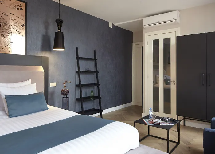 No. 377 House Hotel 3*